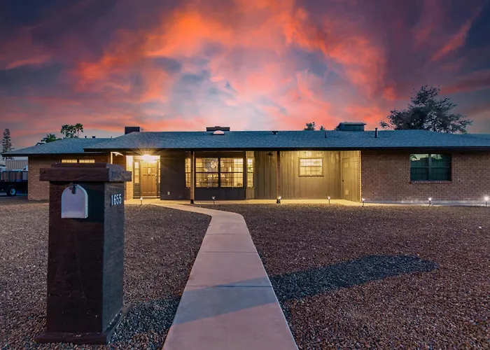 Holiday home Glencove *